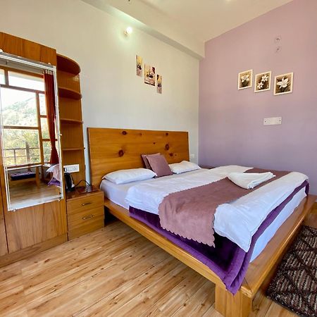 Hotel Mansarovar Inn Munsyari Buitenkant foto